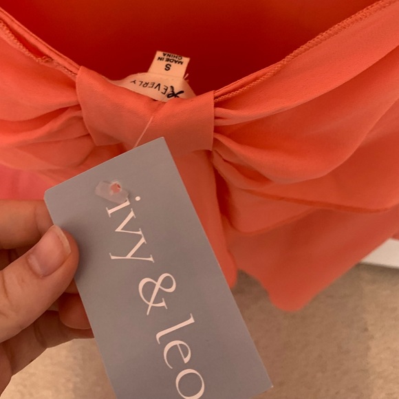 NWT! ivy & leo top with bow on back - Picture 4 of 4